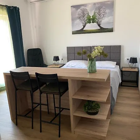 Maris Apartman *