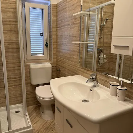 Maris Apartman *